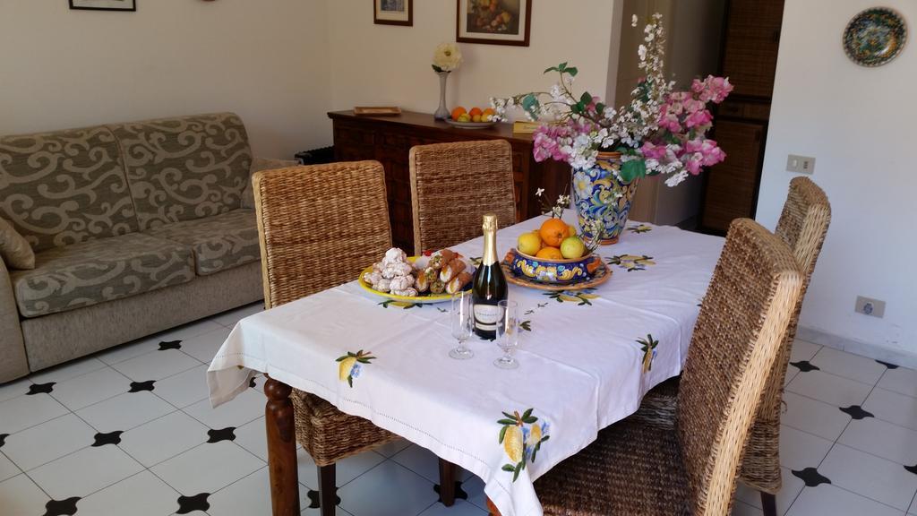 Villa Carmelas Taormina Room photo
